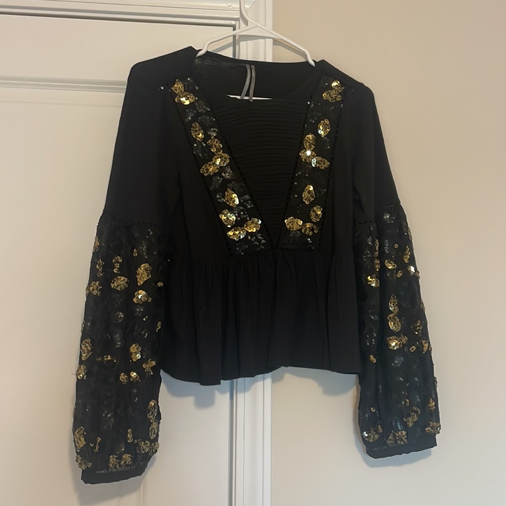 Anthropologie Bubble Sleeve sequin longsleeve